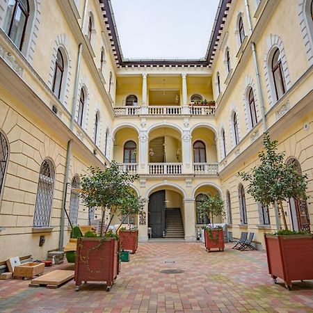 Cosy Gallery Flat In Akacfa St. Budapest Luaran gambar