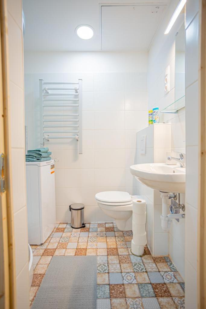 Cosy Gallery Flat In Akacfa St. Budapest Luaran gambar